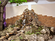 Пример оформления интерьера камнем Дигория фото 17